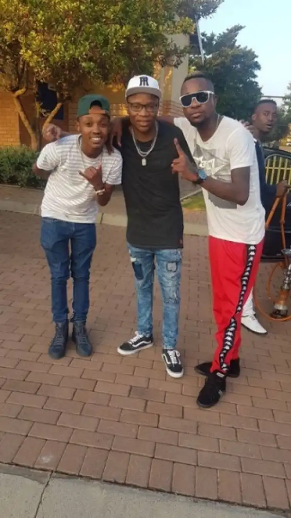 Master KG - Waya Waya Feat. Team Mosha